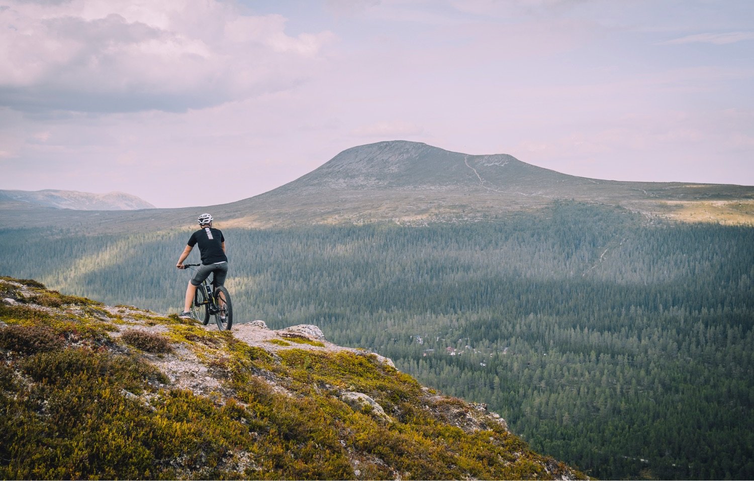 Hyr cykel för downhill och trails | Idre Fjäll
